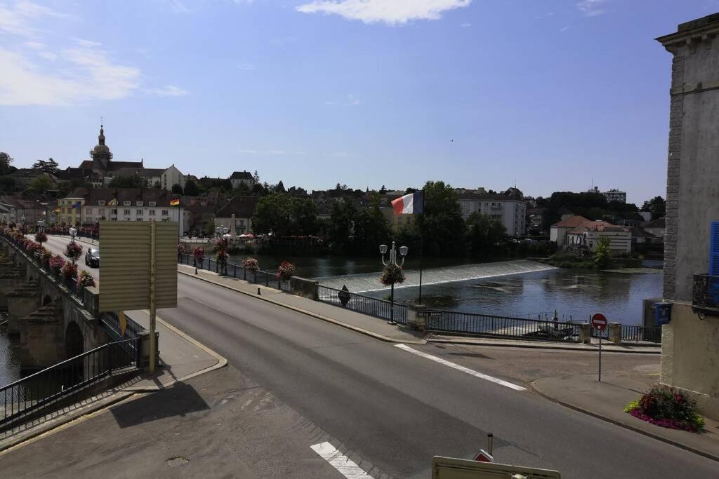 Centre Avec Vue Sur Saone Apartment *